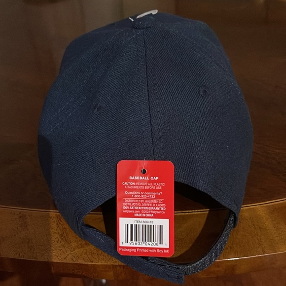 Baseball cap with flag, NWT - Picture 4 of 5